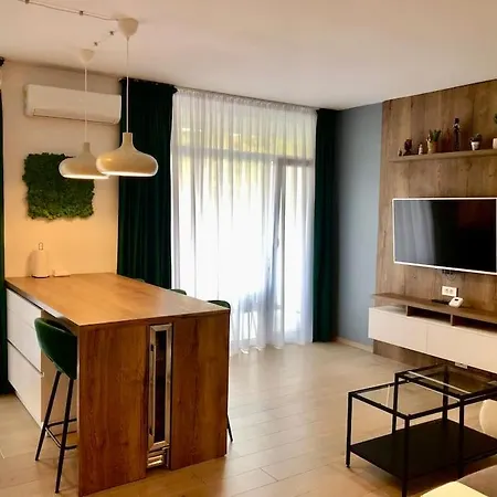 Joy Vivalia V5-9 Apartment *