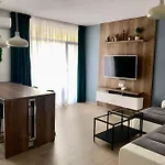 Apartamento Joy Vivalia V5-9 *