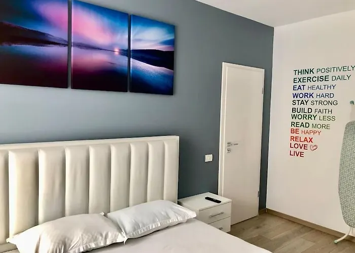 דירה Joy Vivalia V5-9 *